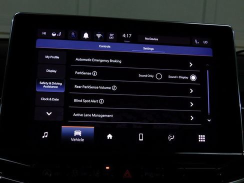 Used 2022 Jeep Compass Limited image 59