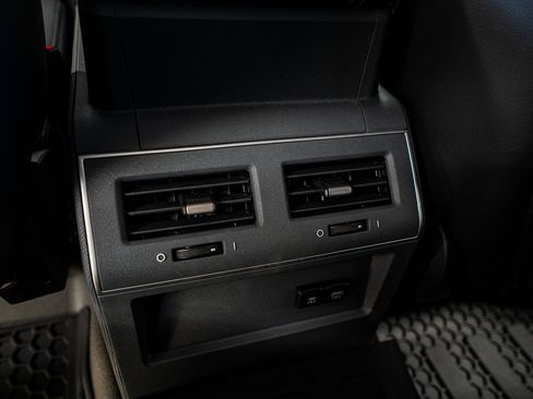 Used 2024 INEOS Grenadier Base image 54