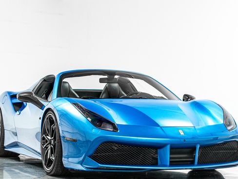 Used 2017 Ferrari 488 Spider RWD image 3