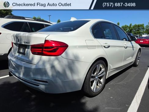 Used 2017 BMW 330i Sedan RWD image 6