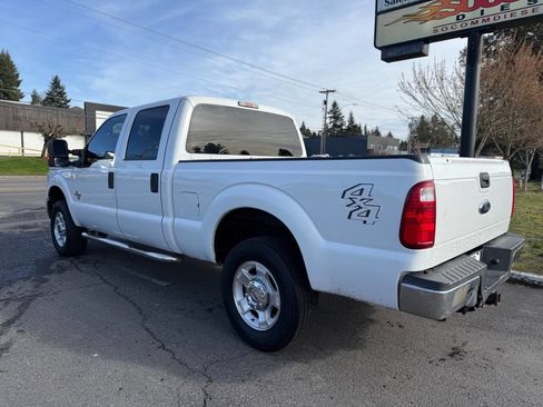 Used 2015 Ford F250 XLT image 6