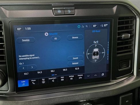 Used 2025 Ford F250 Platinum w/ FX4 Off-Road Package image 15