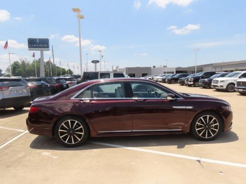 Used 2020 Lincoln Continental Reserve FWD image 8