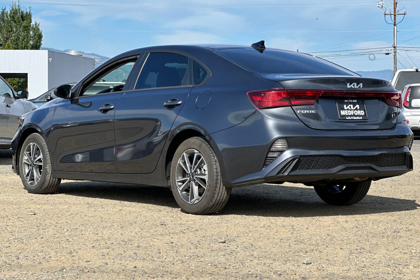 Used 2024 Kia Forte LXS FWD image 7