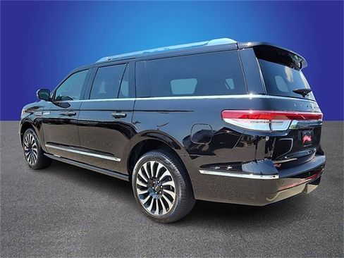 New 2024 Lincoln Navigator L Black Label image 4