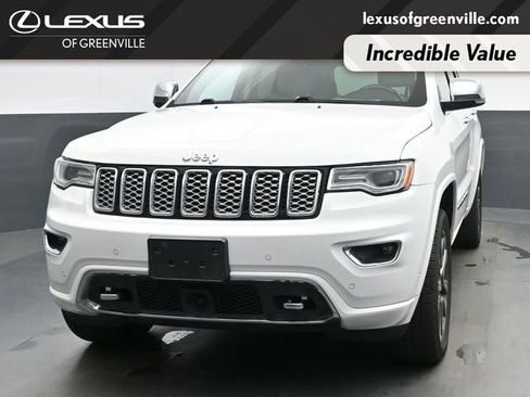 Used 2017 Jeep Grand Cherokee Overland w/ Jeep Active Safety Group AWD/4WD image 3