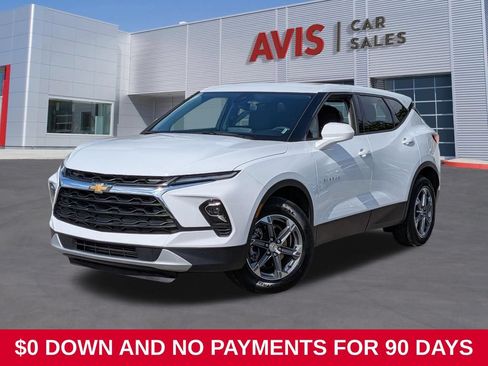 Used 2025 Chevrolet Blazer LT FWD image 1