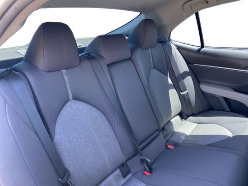 Used 2023 Toyota Camry LE FWD image 18
