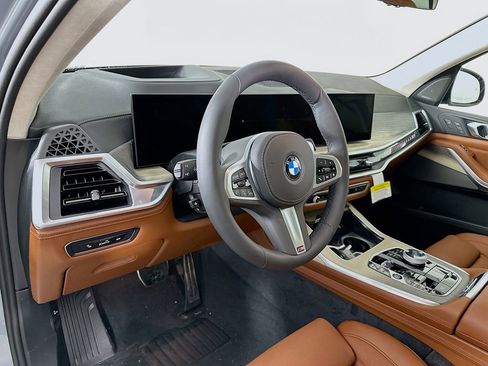 New 2026 BMW X7 xDrive40i w/ Executive Package image 13
