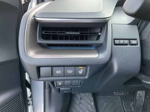 Used 2024 Toyota Prius XLE image 29