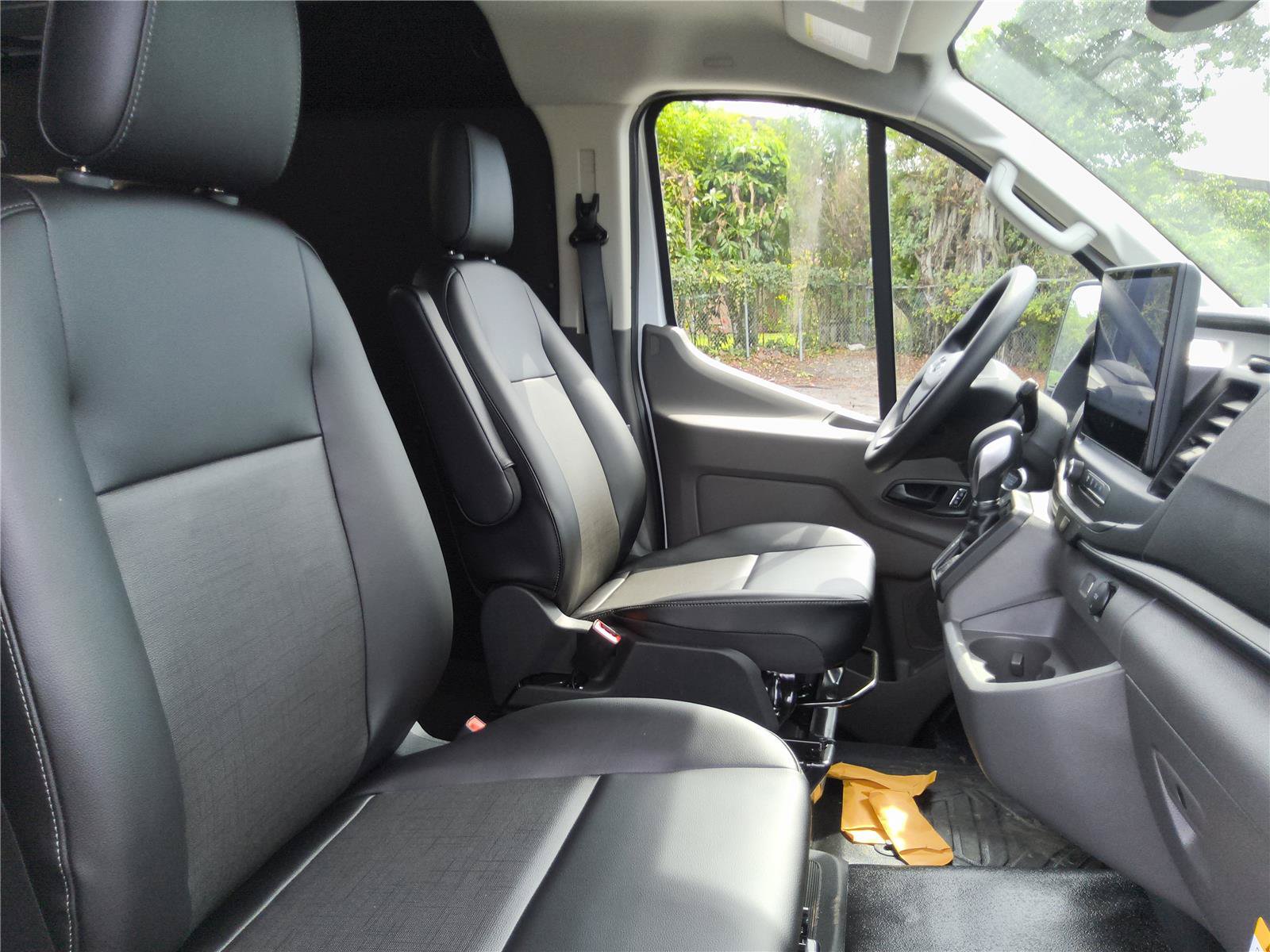 New 2027 Ford Transit 150 Low Roof w/ Load Area Protection Package RWD image 24
