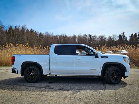 Used 2020 GMC Sierra 1500 Elevation w/ Elevation Value Package image 2