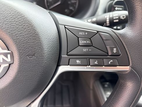 Certified 2024 Nissan Kicks SV FWD image 36