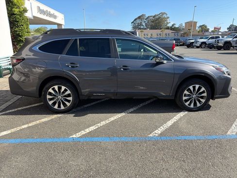 Used 2023 Subaru Outback Limited XT AWD/4WD image 40