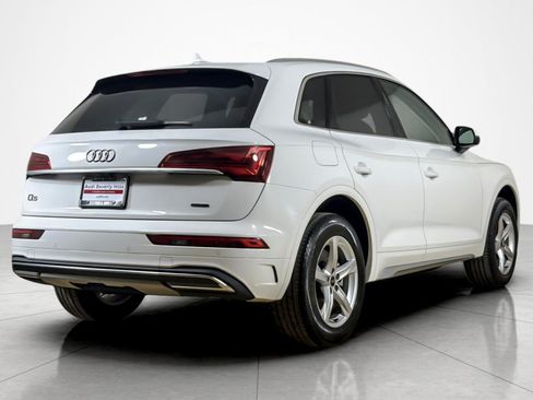 Used 2023 Audi Q5 2.0T Premium w/ Convenience Package AWD/4WD image 5