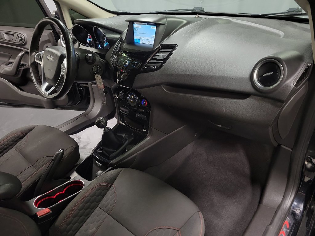 Used 2019 Ford Fiesta ST-Line FWD image 32
