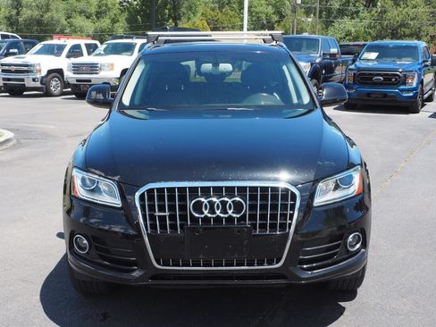 Used 2017 Audi Q5 2.0T Premium Plus w/ Technology Package AWD/4WD image 2