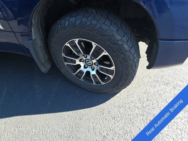 Used 2021 Nissan Titan SV w/ SV Convenience Package AWD/4WD image 4