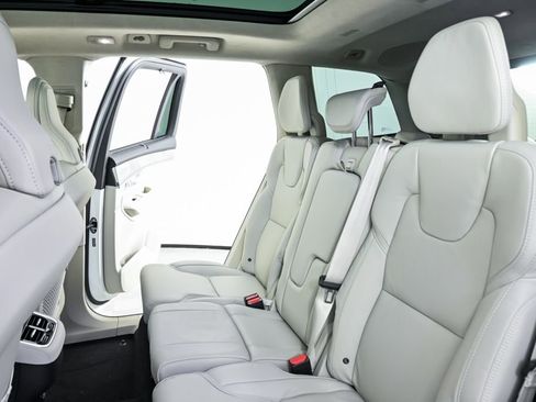 New 2026 Volvo XC90 B6 Ultra w/ Lounge Package AWD/4WD image 21