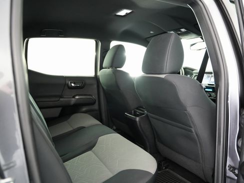 Used 2021 Toyota Tacoma TRD Sport image 42