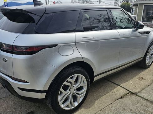 Used 2020 Land Rover Range Rover Evoque S image 3