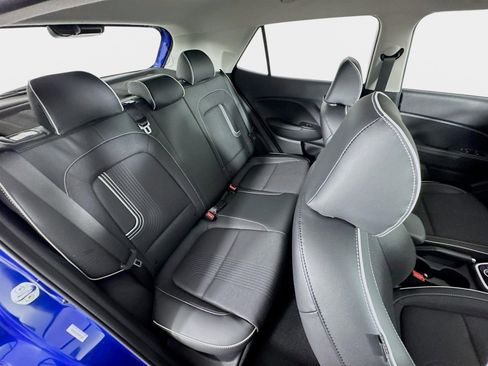 Certified 2025 Hyundai Venue Limited image 26