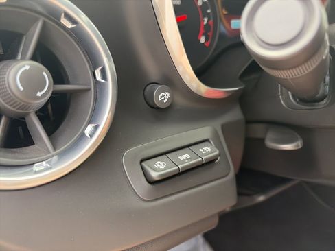 Used 2017 Chevrolet Camaro LT RWD image 21
