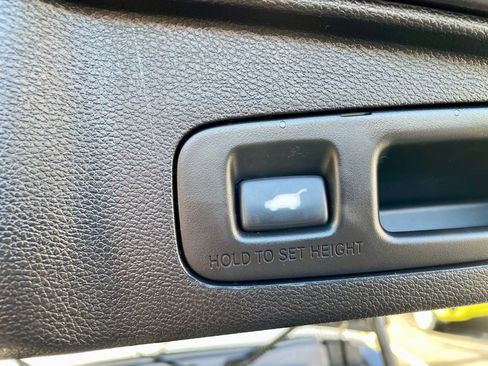 Used 2018 Honda CR-V EX-L image 9