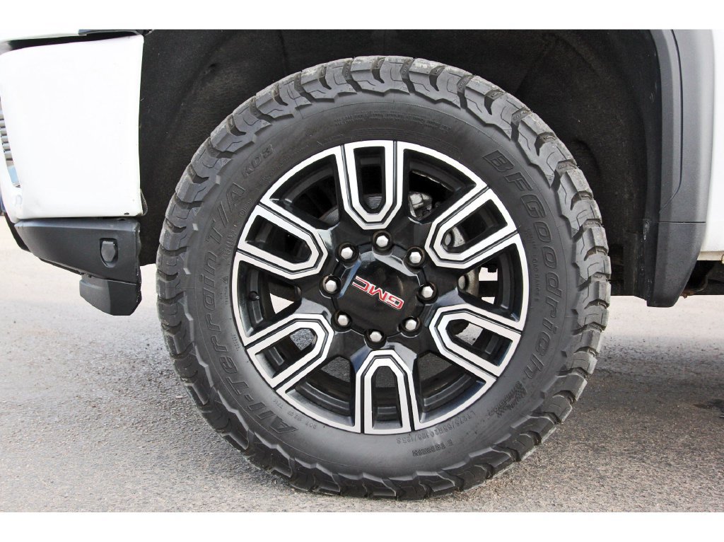 Used 2021 GMC Sierra 2500 AT4 w/ AT4 Premium Plus Package AWD/4WD image 36