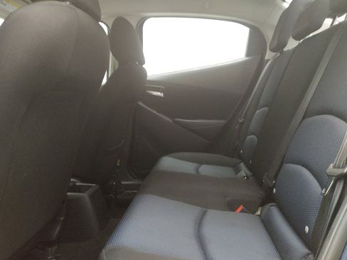 Used 2018 Toyota Yaris iA image 18