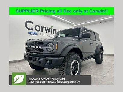 New 2025 Ford Bronco Badlands w/ Sasquatch Package