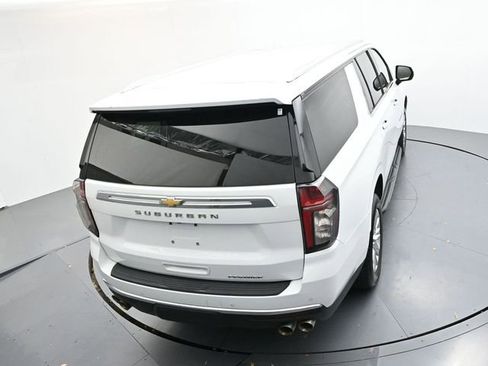 Used 2023 Chevrolet Suburban Premier image 40