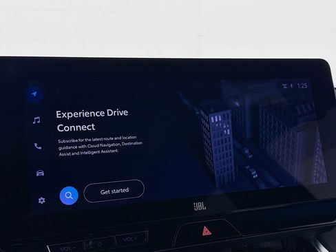 Used 2024 Toyota Venza Limited image 14