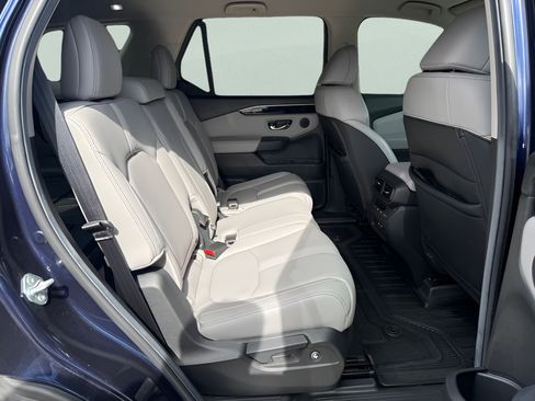 Certified 2025 Honda Pilot EX-L image 13