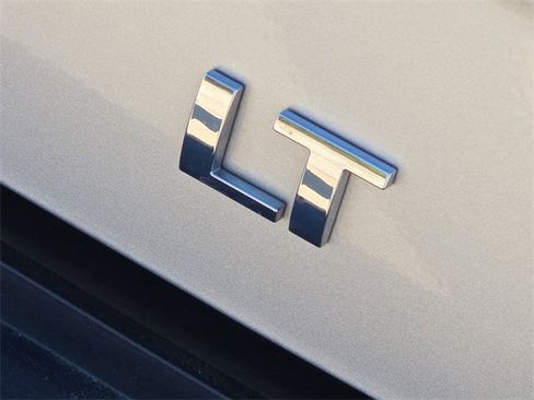 Used 2017 Chevrolet Silverado 1500 LT w/ LT Eassist Package image 10