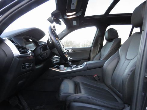 Used 2019 BMW X5 xDrive40i image 10