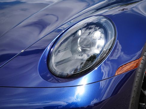 Used 2023 Porsche 911 Carrera GTS RWD image 6