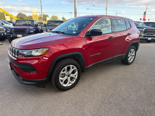 Used 2025 Jeep Compass Sport AWD/4WD image 4