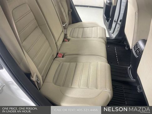 Used 2018 Honda CR-V LX image 28