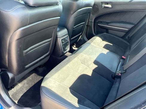 Used 2019 Dodge Charger R/T w/ Plus Group RWD image 18