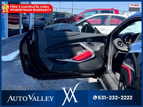 Used 2021 Chevrolet Camaro SS image 12