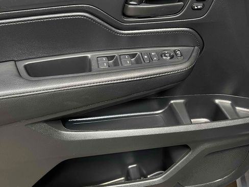 Used 2023 Honda Odyssey Sport image 65