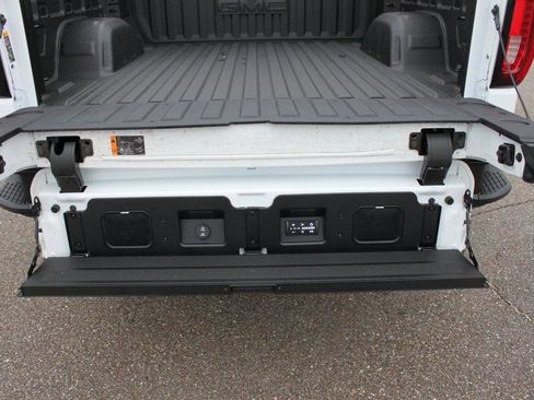 New 2026 GMC Sierra 1500 AT4X image 21