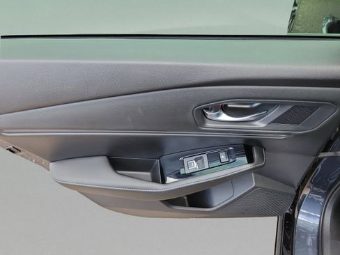 Used 2023 Honda Accord Touring image 6