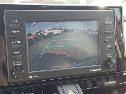 Used 2022 Toyota RAV4 XLE image 22