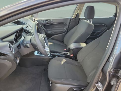 Certified 2019 Ford Fiesta SE image 8