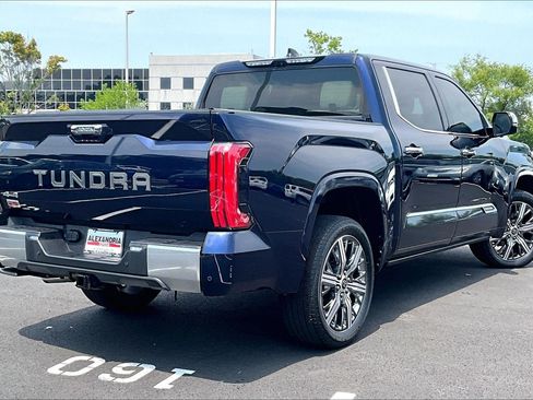 Used 2022 Toyota Tundra Capstone AWD/4WD image 12