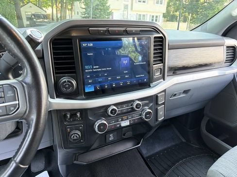 Used 2022 Ford F150 XLT w/ Equipment Group 302A High AWD/4WD image 24