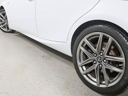 Used 2016 Lexus IS 300 AWD image 12