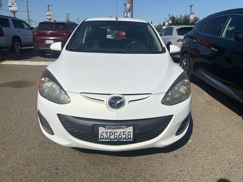 Used 2011 MAZDA MAZDA2 Sport FWD image 2